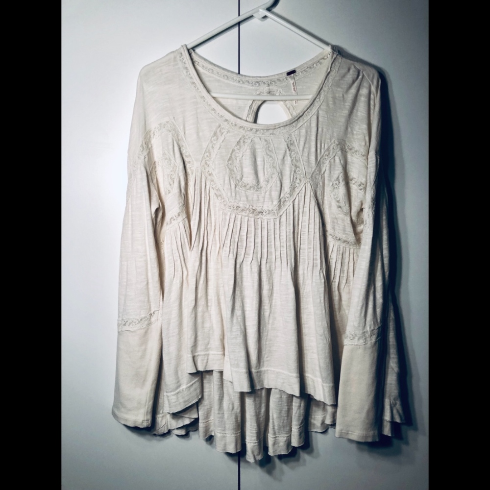 FREE PEOPLE flowy blouse 👚